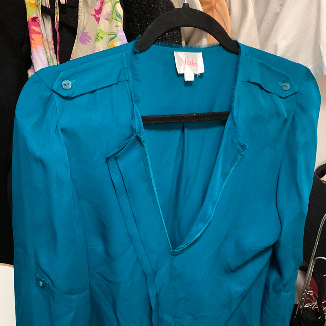 Parker 100% silk turquoise blouse