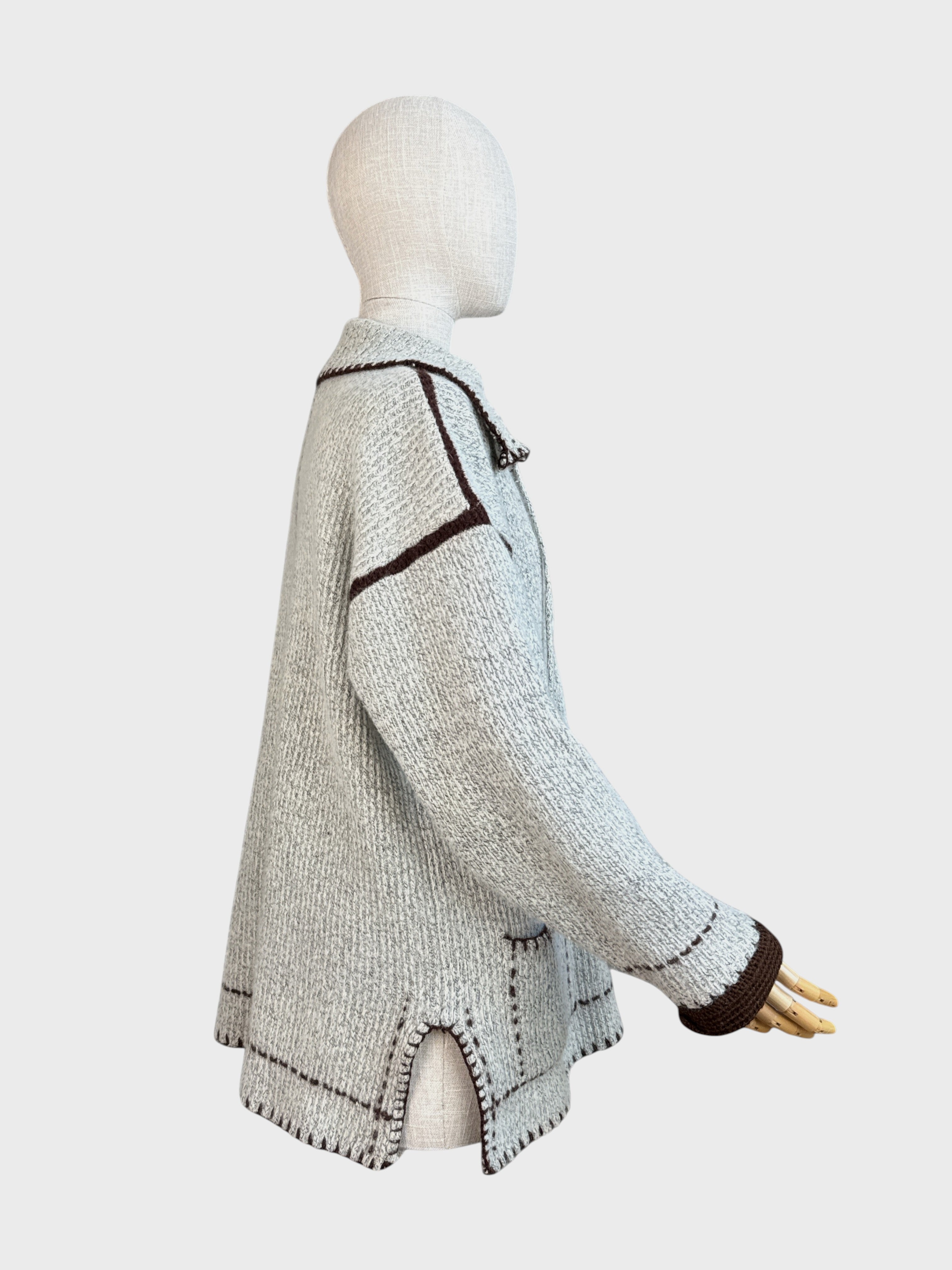 Knitted sweater with pockets, Grey brown Gold dream, L