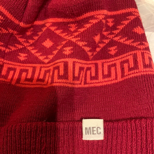 MEC red merino wool beanie