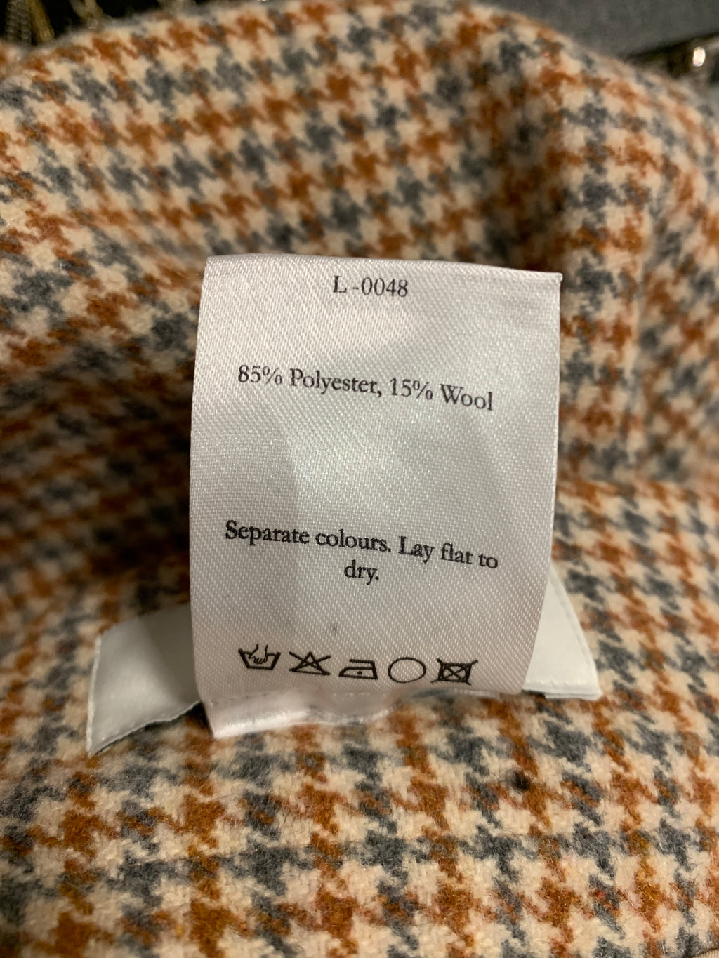 Houndstooth skirt, beige/brown/grey, Olive clothing, M