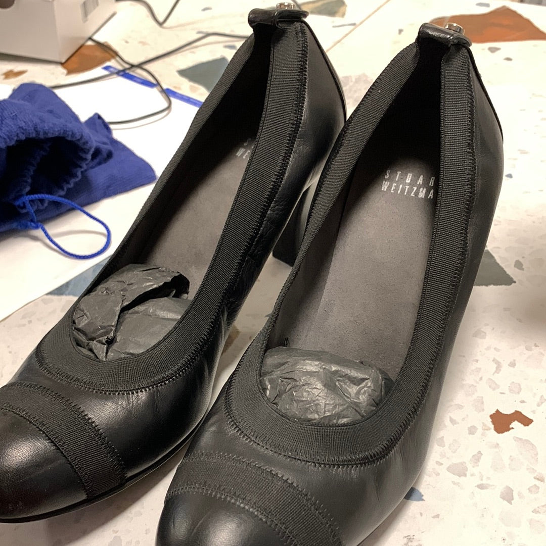 Black heels with elastic Stuart Weitzman