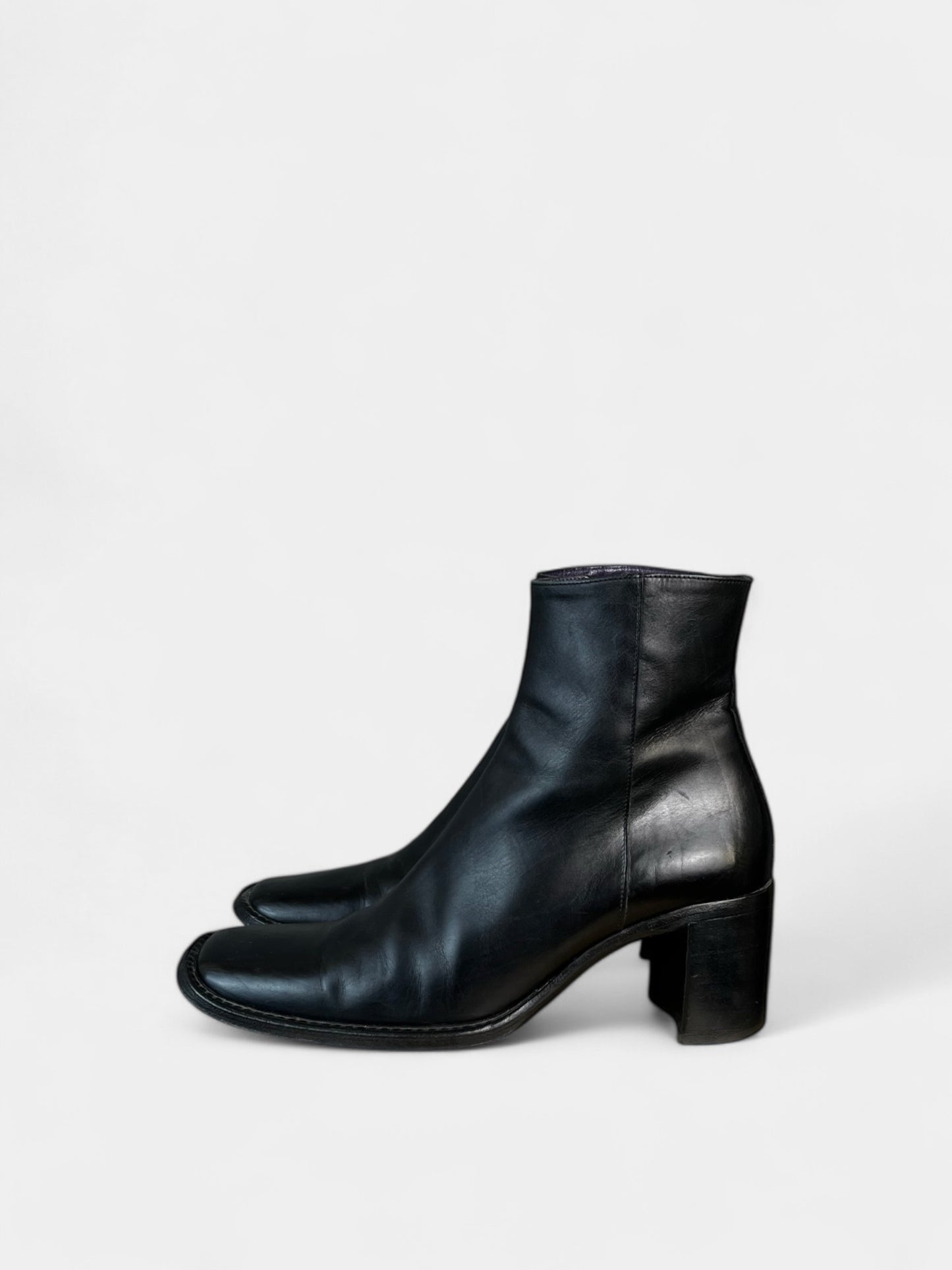 Freelance black leather square toe ankle boots, 38