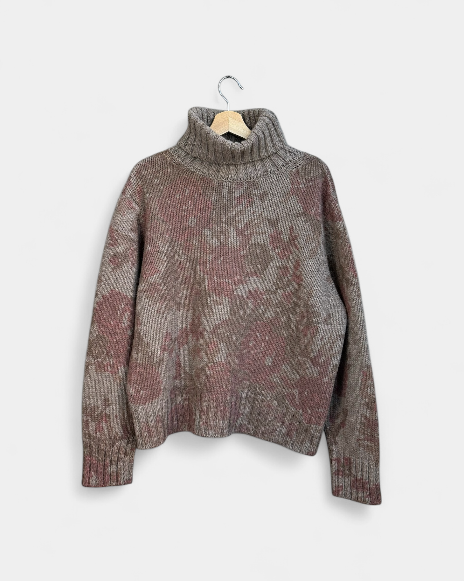 Tricot floral , Rouje, 38